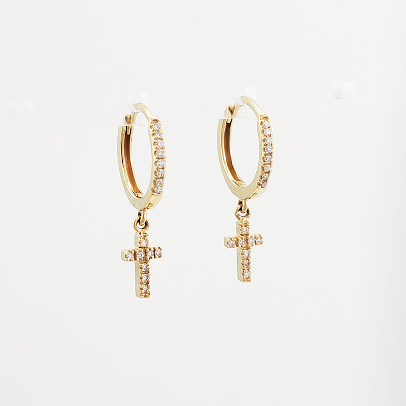 Aretes huggies Centeralia de oro amarillo 14 k diamante