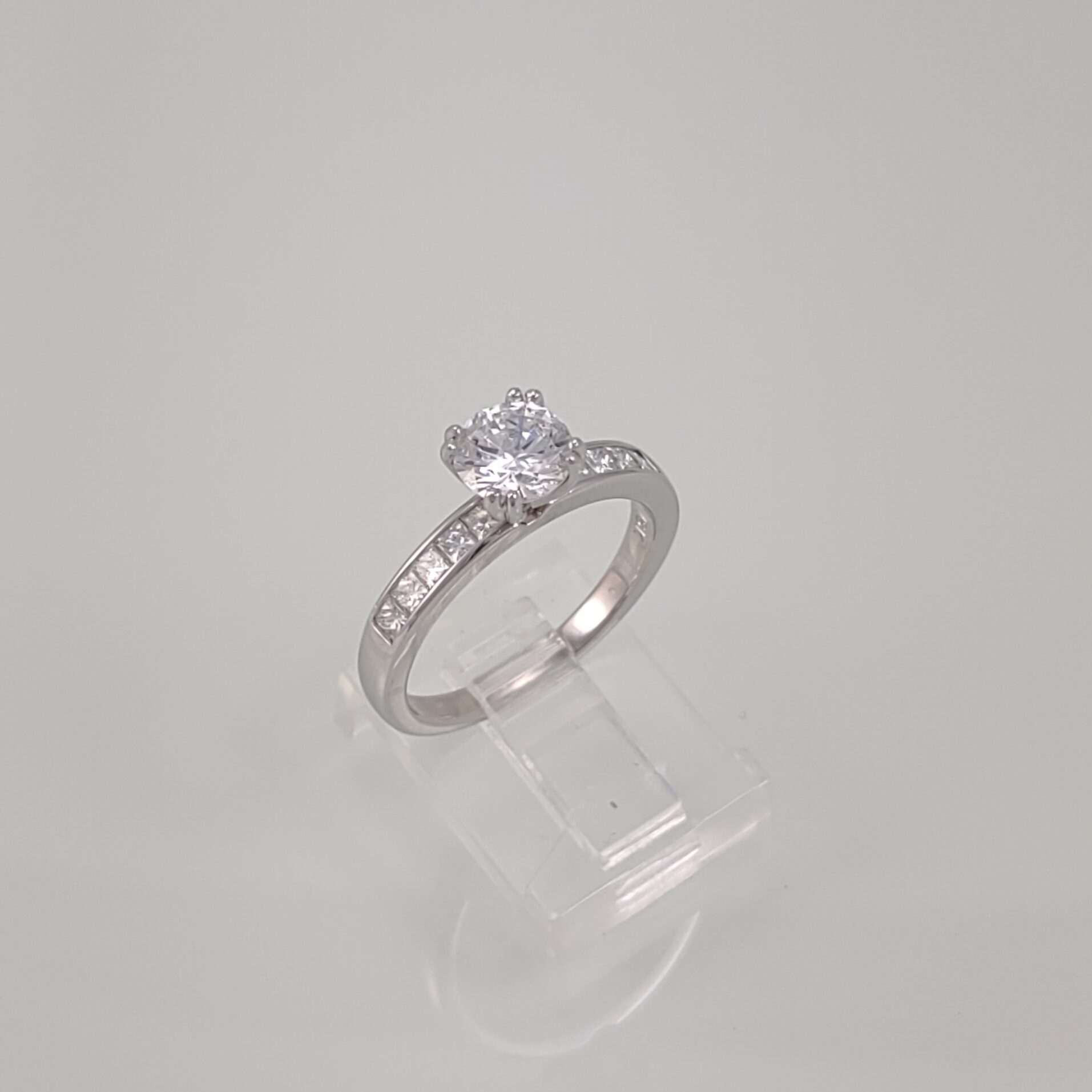 Anillo Matrimonio c/ Zircones - Oro Blanco 14Kts - EUROGEMS