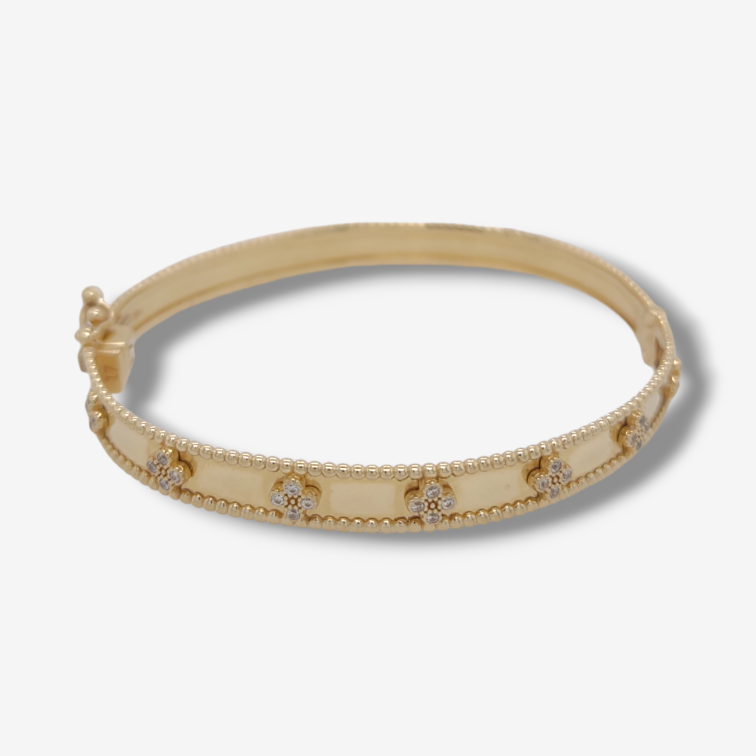 Bangle (6 mm) c/ Treboles de Zircones Incrustados c/ Borde Pespinteado  - Oro Amarillo 14Kts