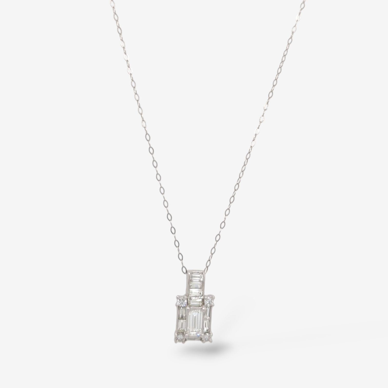 Cadena (45 cm) c/ Dije Diamantes (1.40 Ct) Baguettes Cluster en Rectangulo - Platino 950