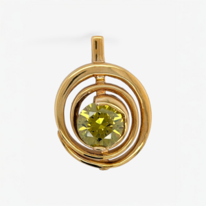 Dije (35 x 40 mm) Espiral Puff Extra Grande c/ Cuarzo Hidrotermal Color Peridoto  - Oro Amarillo 18Kts
