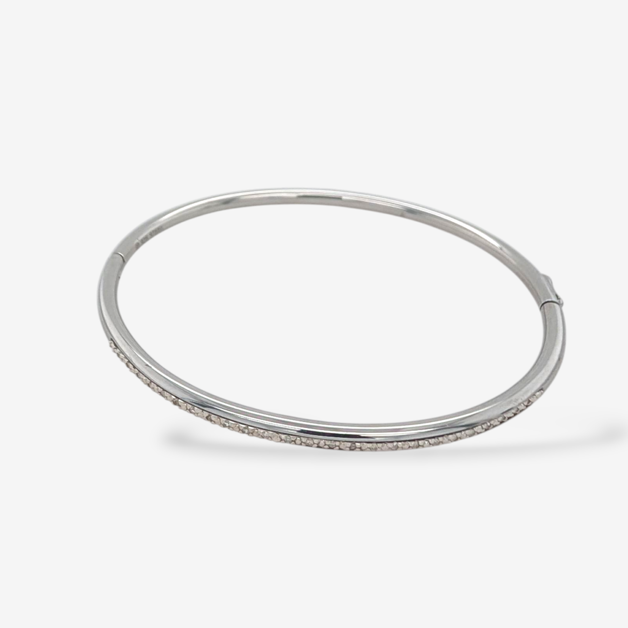 Pulsera (#18) Bangle Tubo Redondo (3 mm) Diamantes Pave en Linea (0.10 Ct) - Acero