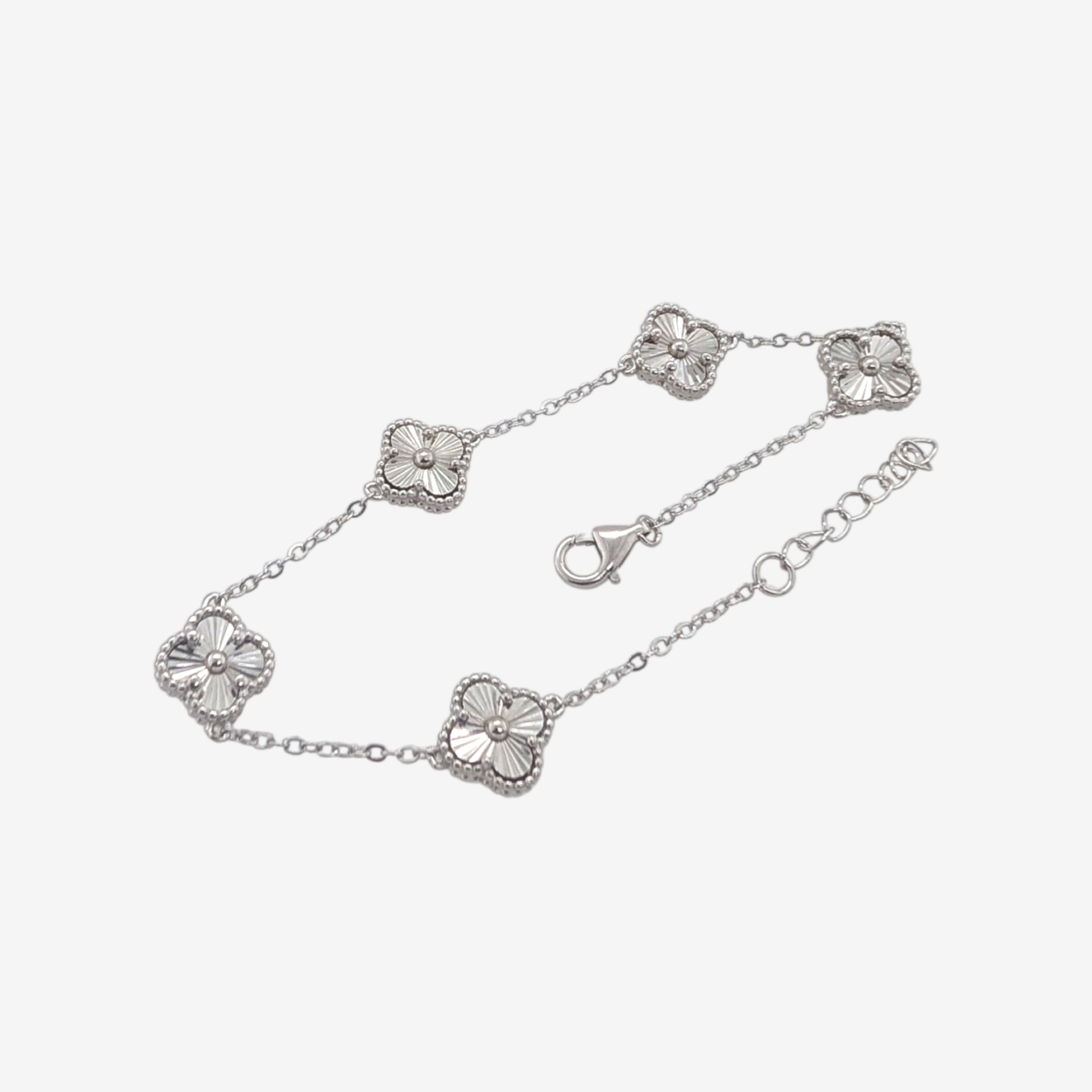 Brazalete (21 cm) Cable c/ 5 Treboles Diamantados Borde Pespunteado (9 mm) c/ Cierre Lobster - Plata