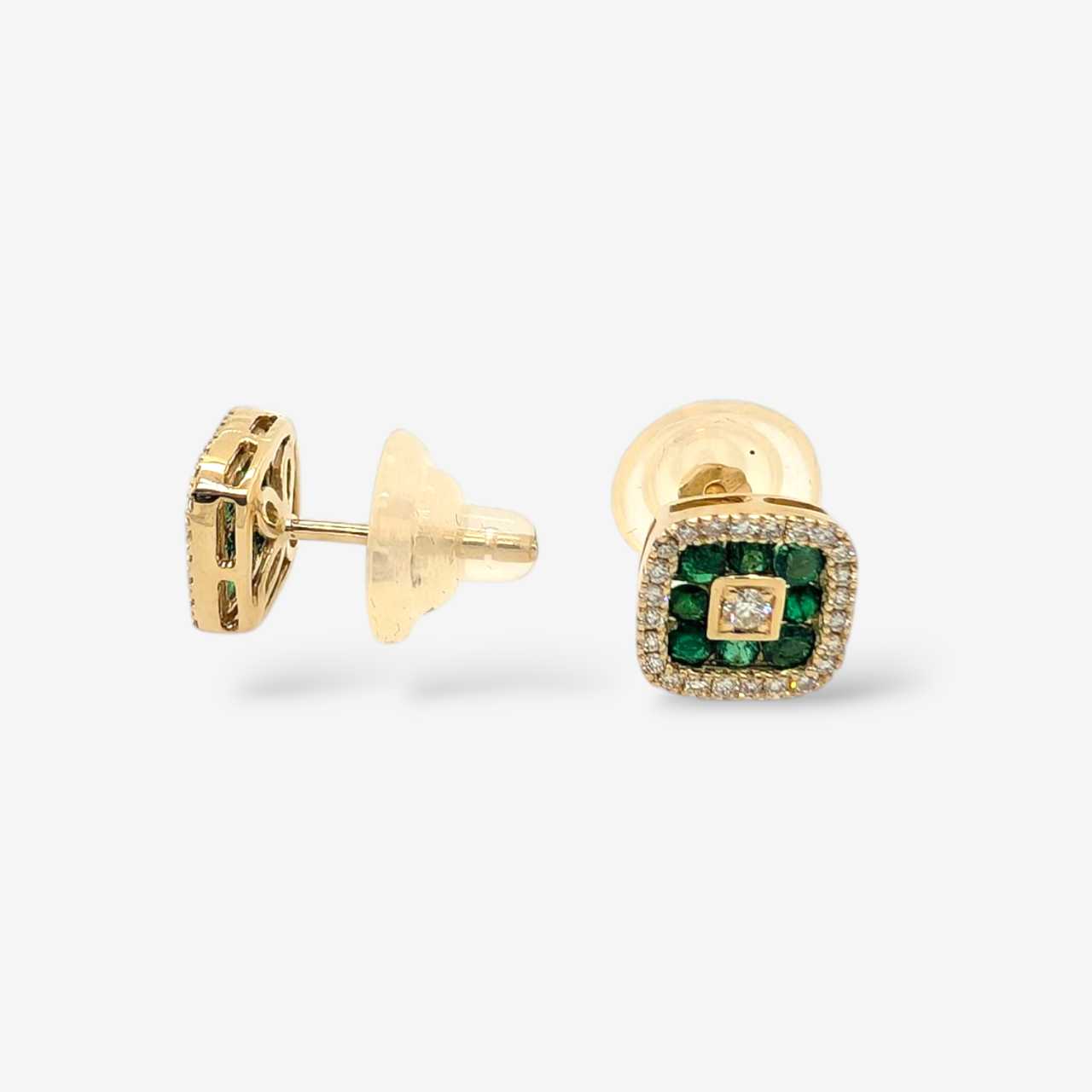 Zarcillos (9 x 9 mm) Post c/ Esmeraldas (0.65 Ct) & Diamantes (0.33 Ct) - Oro Amarillo 14Kts