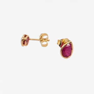 Zarcillos (0.85 Ct) Post Gota Rubi Biselado (5 x 7 mm) - Oro Amarillo 18Kts
