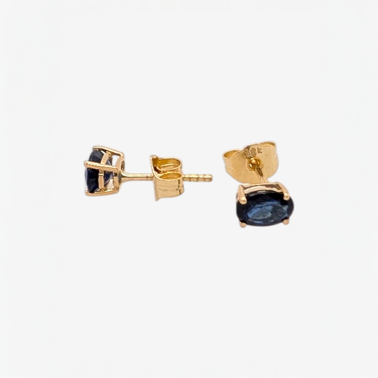 Zarcillos (1 Ct) Post Zafiro Azul Ovalados 4 Prongs (4 x 5.5 mm) - Oro Amarillo 18Kts