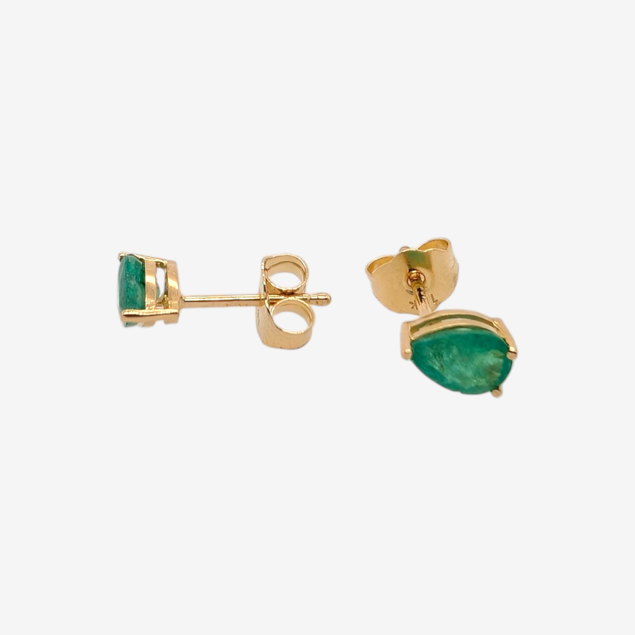 Zarcillos (0.80 Ct) Post Gotas Esmeraldas 3 Prongs (4 x 6 mm) - Oro Amarillo 18Kts