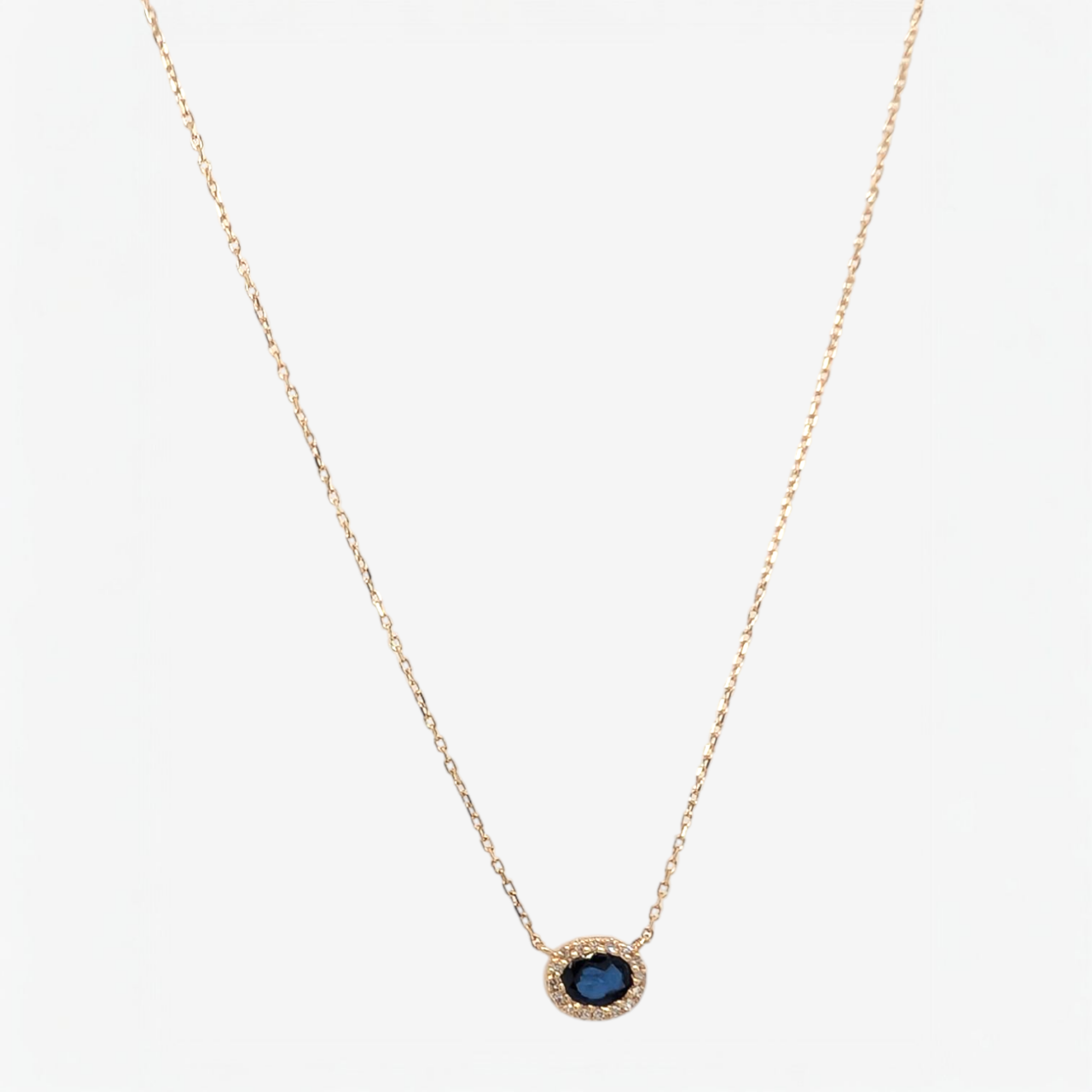 Cadena (45 cm) Cable Fina c/ Zafiro Azul Oval (0.23 Ct) & Halo Diamantes c/ Cierre Spring - Oro Amarillo 14Kts