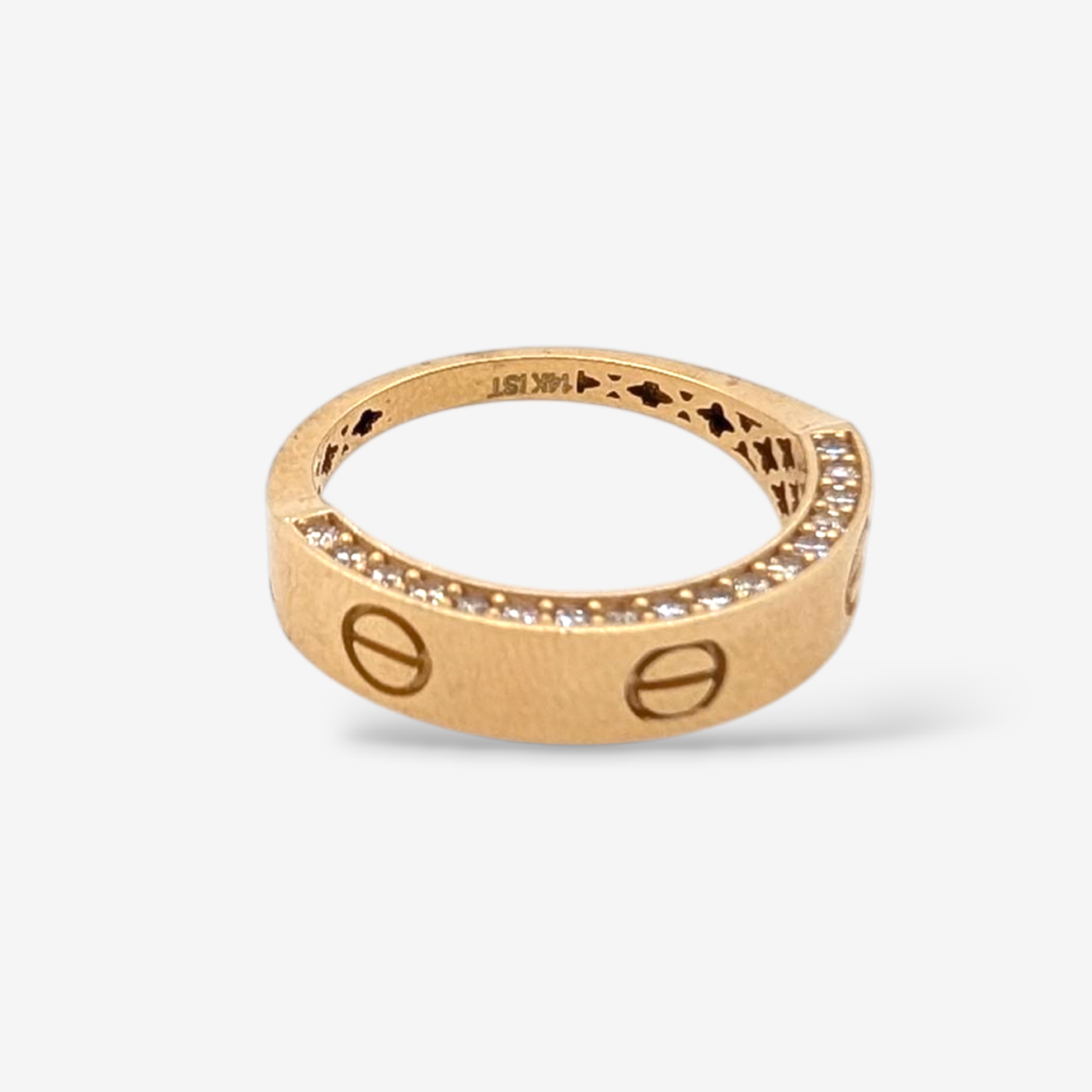 Anillo (5 mm) Tubo Rectangular c/ Círculos Estampados & Canto de Zircones Pavé - Oro Amarillo 14Kts
