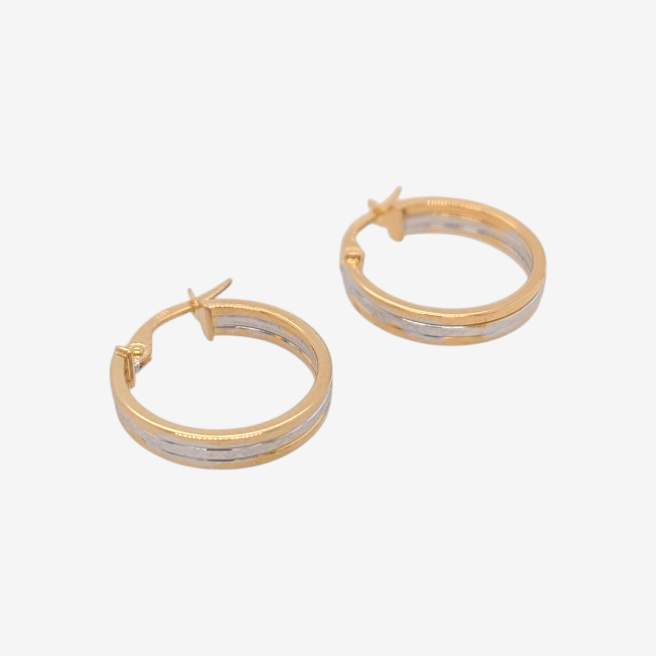 Zarcillos (17.5 mm) Argollas Lisas c/ Orillas Diamantadas (3.40 mm) - Oro Dos Tonos 14Kts