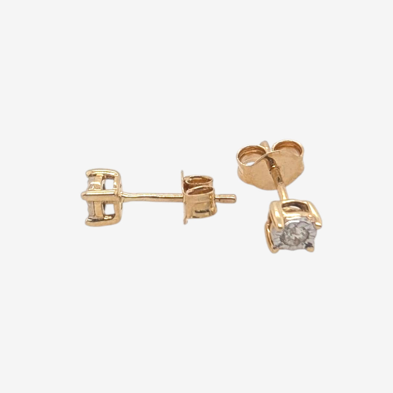 Zarcillos (4 mm) Post Studs Diamantes Naturales Illusion (0.10 Ct) - Oro Amarillo 14Kts