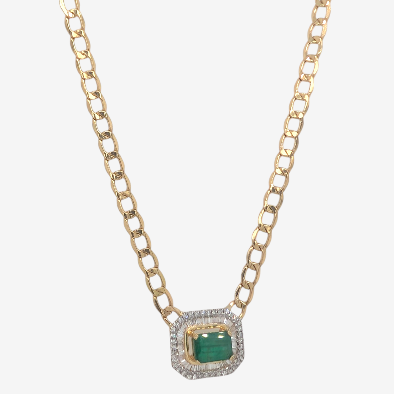 Cadena (45 cm) Tejido US Link Light c/ Esmeralda Rectangular (1.09 Ct) & Halo Baguettes & Pavé Diamantes Naturales - Oro Amarillo 18Kts